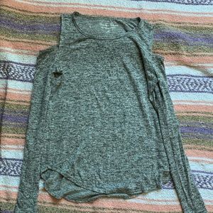 Off the shoulder long sleeve